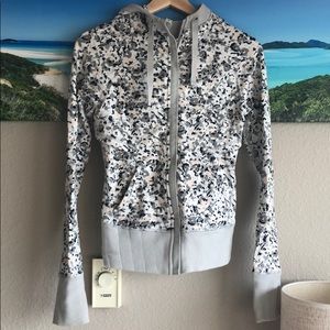 Lululemon define jacket hooded Size 2